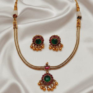 perfect traditional kemp choker